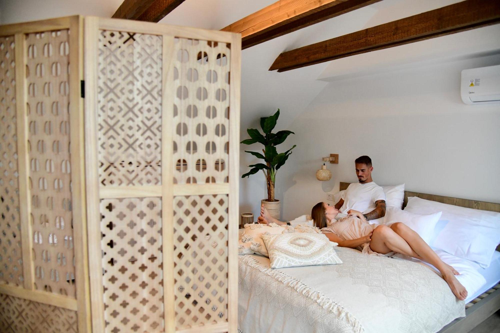 Villa Antara Szeged Bagian luar foto